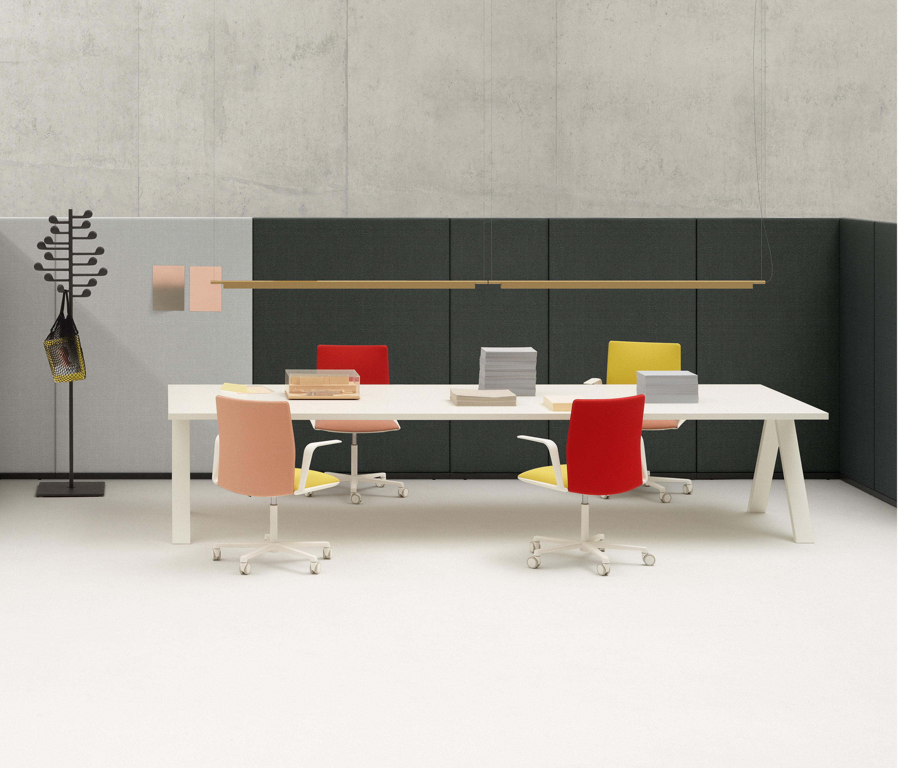 开云（中国） - 附件|衣帽架|办公家具|设计师家具|Song 衣架